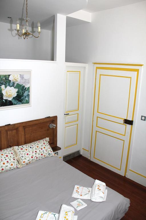 Chambres D'Hotes L'Enclos Des Jacobins Сен-Жирон Экстерьер фото